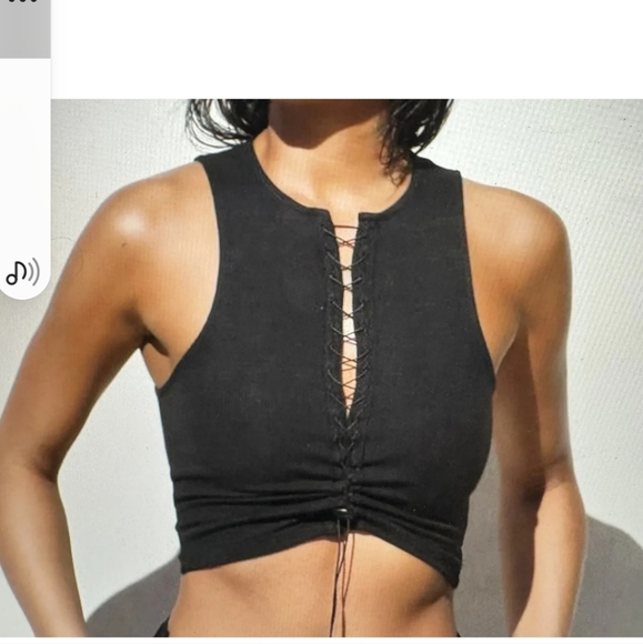 Joah Brown lace up crop tank black size s/m in excellent condition 👌 - Picture 4 of 9